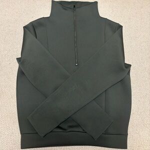 ADAY Home Stretch Pullover